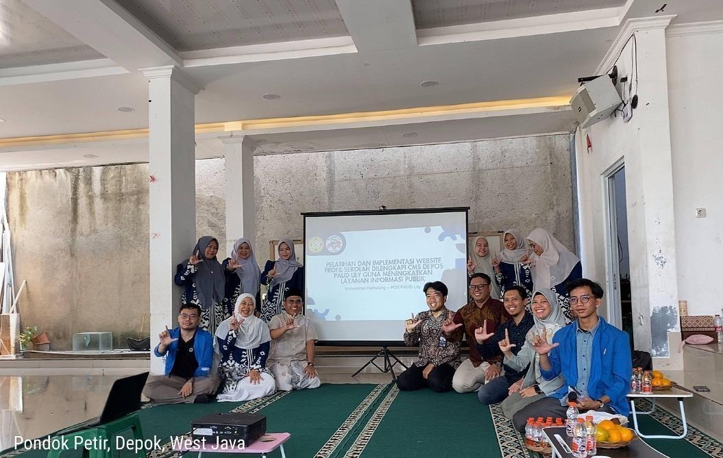 Pelatihan dan Implementasi Website Profil Sekolah Dilengkapi CMS di POS PAUD Lily Guna Meningkatkan Layanan Informasi Publik